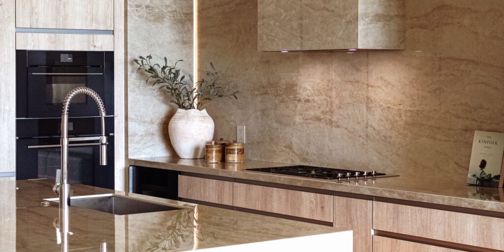 One Laguna cocina residencial puerto cancun diseñada por ixina